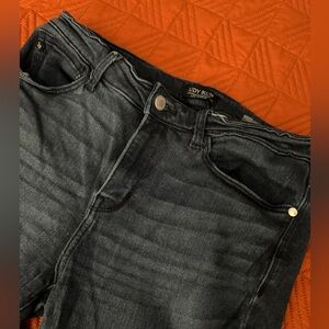 Dark Wash Judy Blue Jeans EUC 11